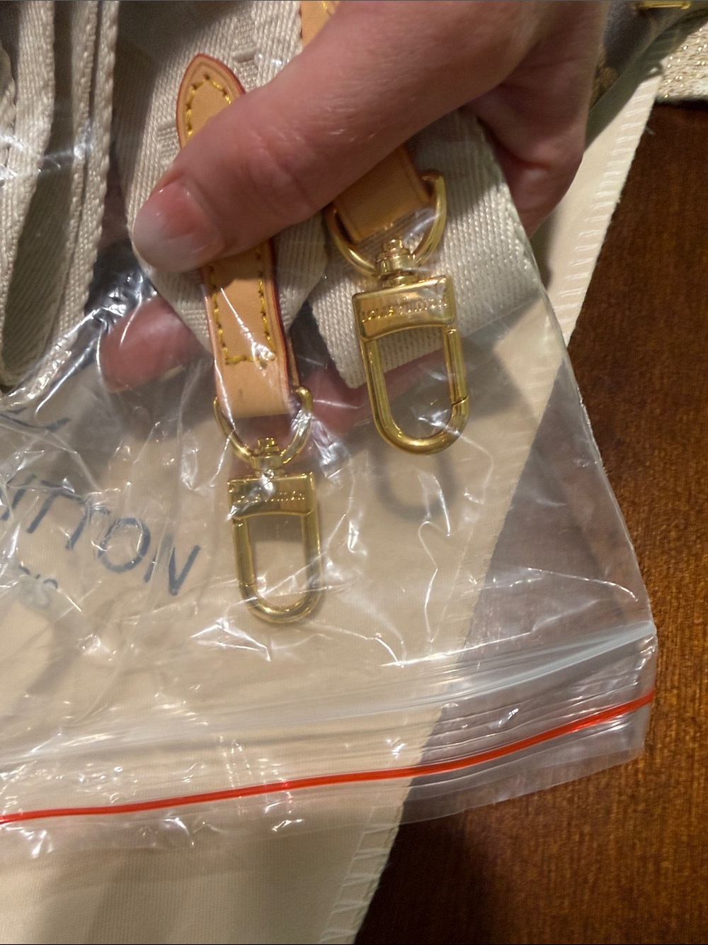 Louis Vuitton Monogram Crossbody Belt Bag in Brown and Vachetta.. - Picture 3 of 4